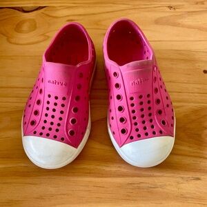Native Kids Water Shoes in Bright Pink with White Toe Caps